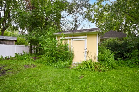 Tiny photo for 183 Brandon Avenue, Glen Ellyn, IL 60137 (MLS # 12737986)
