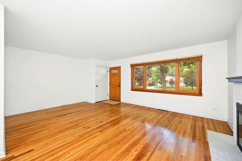 Tiny photo for 183 Brandon Avenue, Glen Ellyn, IL 60137 (MLS # 12737986)