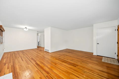 Tiny photo for 183 Brandon Avenue, Glen Ellyn, IL 60137 (MLS # 12737986)