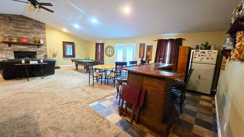 Tiny photo for 614 E Superior Street, Irvington, IL 62848 (MLS # 12598412)