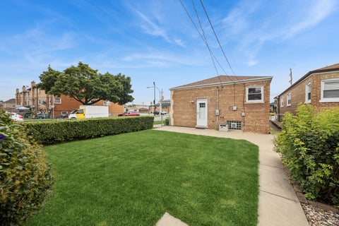 Tiny photo for 6000 S Narragansett Avenue, Chicago, IL 60638 (MLS # 12698222)