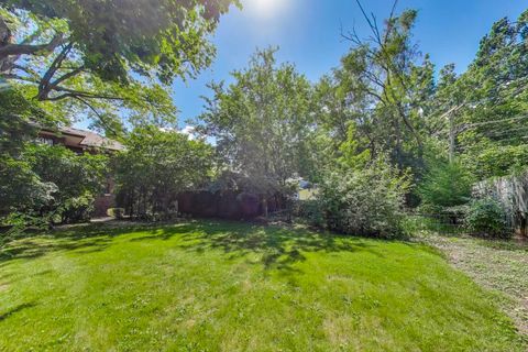 Tiny photo for 1028 N Sheridan Road, Waukegan, IL 60085 (MLS # 12465125)