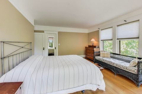 Tiny photo for 1028 N Sheridan Road, Waukegan, IL 60085 (MLS # 12465125)