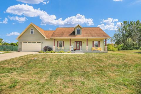 Photo of 48 Nightingale Circle, Camargo, IL 61919 (MLS # 12352158)
