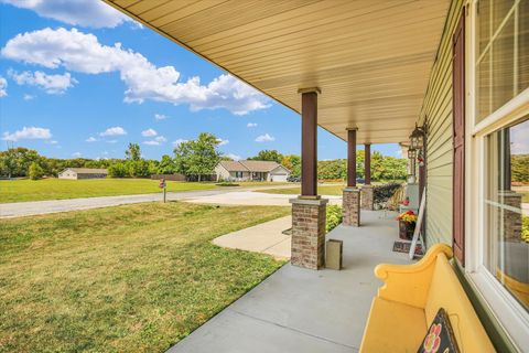Tiny photo for 48 Nightingale Circle, Camargo, IL 61919 (MLS # 12352158)