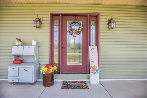 Tiny photo for 48 Nightingale Circle, Camargo, IL 61919 (MLS # 12352158)