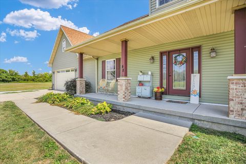 Tiny photo for 48 Nightingale Circle, Camargo, IL 61919 (MLS # 12352158)