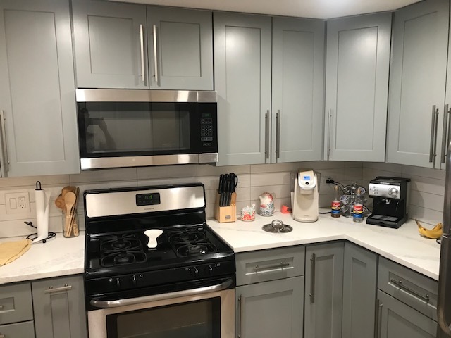 2342 N Geneva Terrace G