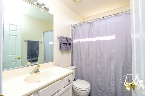 Tiny photo for 81 W Dahlia Lane, Round Lake Beach, IL 60073 (MLS # 12475474)