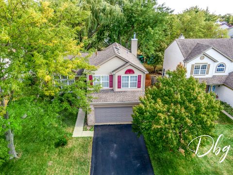 Tiny photo for 81 W Dahlia Lane, Round Lake Beach, IL 60073 (MLS # 12475474)