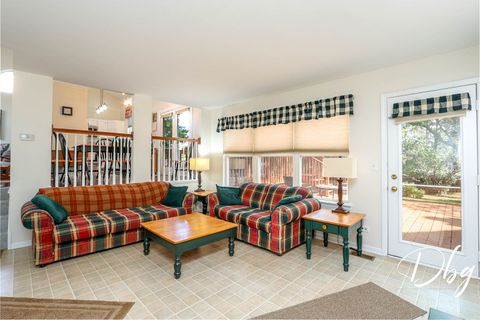 Tiny photo for 81 W Dahlia Lane, Round Lake Beach, IL 60073 (MLS # 12475474)