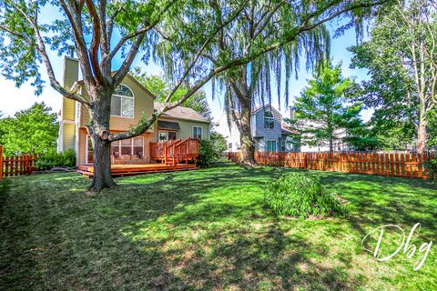 Tiny photo for 81 W Dahlia Lane, Round Lake Beach, IL 60073 (MLS # 12475474)