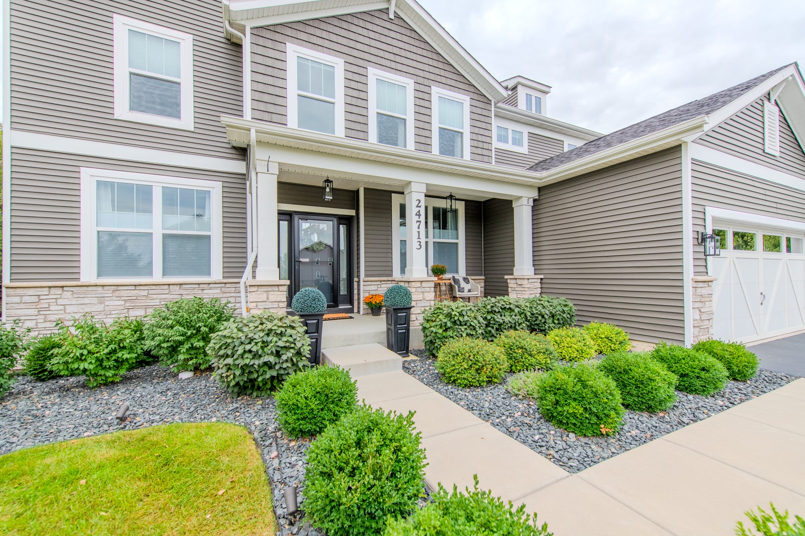 24713 Sleepy Hollow Lane