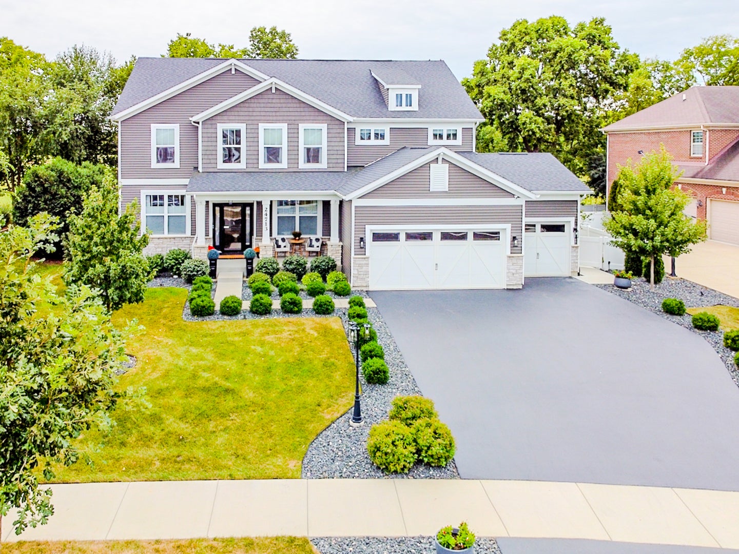 24713 Sleepy Hollow Lane