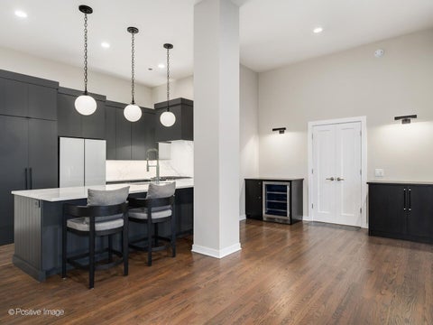 Tiny photo for 333 W HUBBARD Street #904, Chicago, IL 60654 (MLS # 12726420)