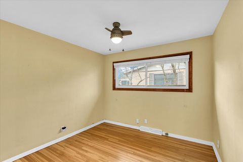 Tiny photo for 609 E Sunnycrest Court, Urbana, IL 61801 (MLS # 12566184)