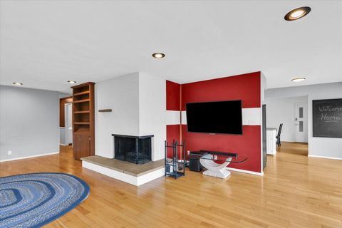 Tiny photo for 609 E Sunnycrest Court, Urbana, IL 61801 (MLS # 12566184)