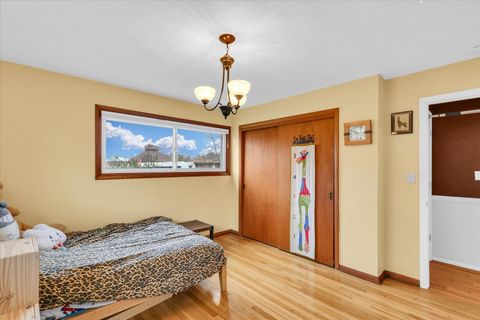 Tiny photo for 609 E Sunnycrest Court, Urbana, IL 61801 (MLS # 12566184)