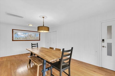 Tiny photo for 609 E Sunnycrest Court, Urbana, IL 61801 (MLS # 12566184)