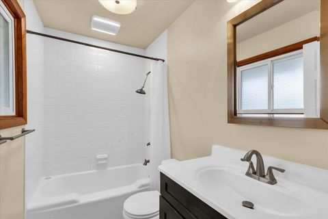 Tiny photo for 609 E Sunnycrest Court, Urbana, IL 61801 (MLS # 12566184)