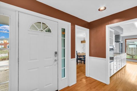 Tiny photo for 609 E Sunnycrest Court, Urbana, IL 61801 (MLS # 12566184)