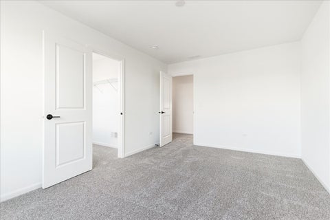 Tiny photo for Oswego, IL 60543 (MLS # 12640018)