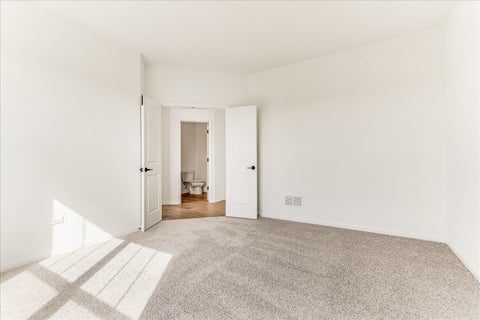 Tiny photo for Oswego, IL 60543 (MLS # 12640018)
