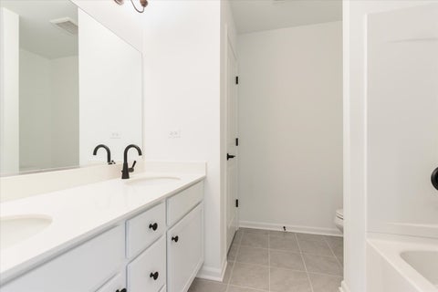 Tiny photo for Oswego, IL 60543 (MLS # 12640018)