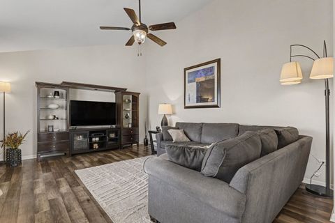 Tiny photo for 410 Heritage Lane, Plano, IL 60545 (MLS # 12587391)