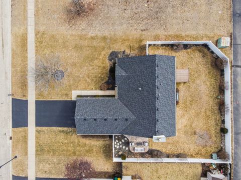 Tiny photo for 410 Heritage Lane, Plano, IL 60545 (MLS # 12587391)