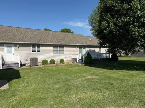 Tiny photo for 1303 N Magnolia Drive, Marion, IL 62959 (MLS # 12654204)