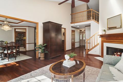 Tiny photo for 525 Cherbourg Drive, Buffalo Grove, IL 60089 (MLS # 12628851)