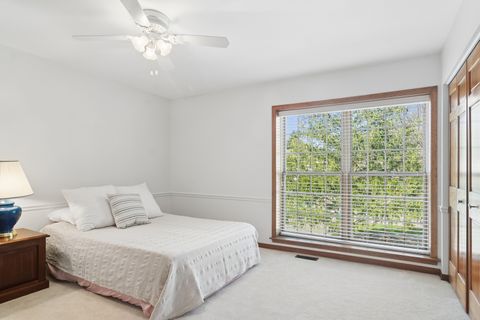 Tiny photo for 525 Cherbourg Drive, Buffalo Grove, IL 60089 (MLS # 12628851)