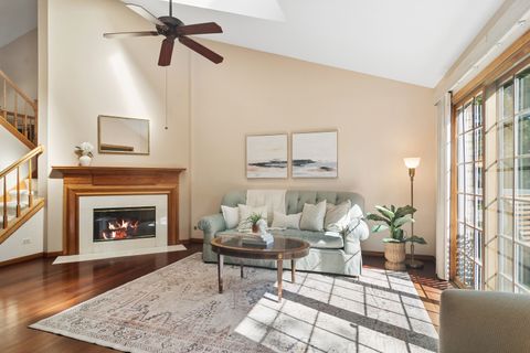 Tiny photo for 525 Cherbourg Drive, Buffalo Grove, IL 60089 (MLS # 12628851)