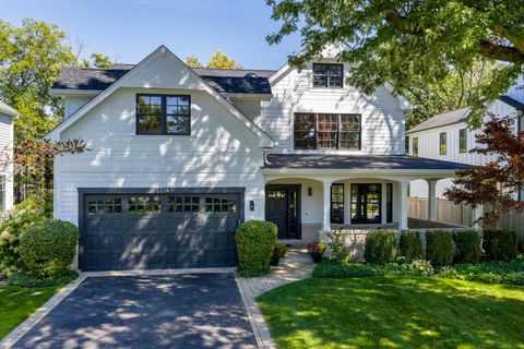 Photo of 2214 Ash Lane, Northbrook, IL 60062 (MLS # 12620677)