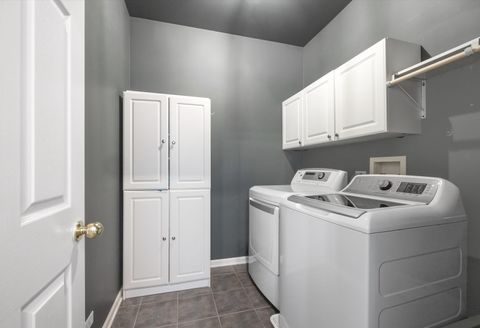 Tiny photo for 1562 Glenside Drive, Bolingbrook, IL 60490 (MLS # 12647897)