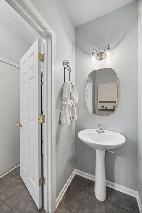 Tiny photo for 1562 Glenside Drive, Bolingbrook, IL 60490 (MLS # 12647897)