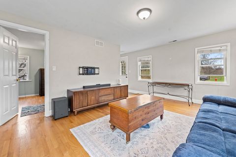 Tiny photo for 4616 River Drive, Lisle, IL 60532 (MLS # 12610674)