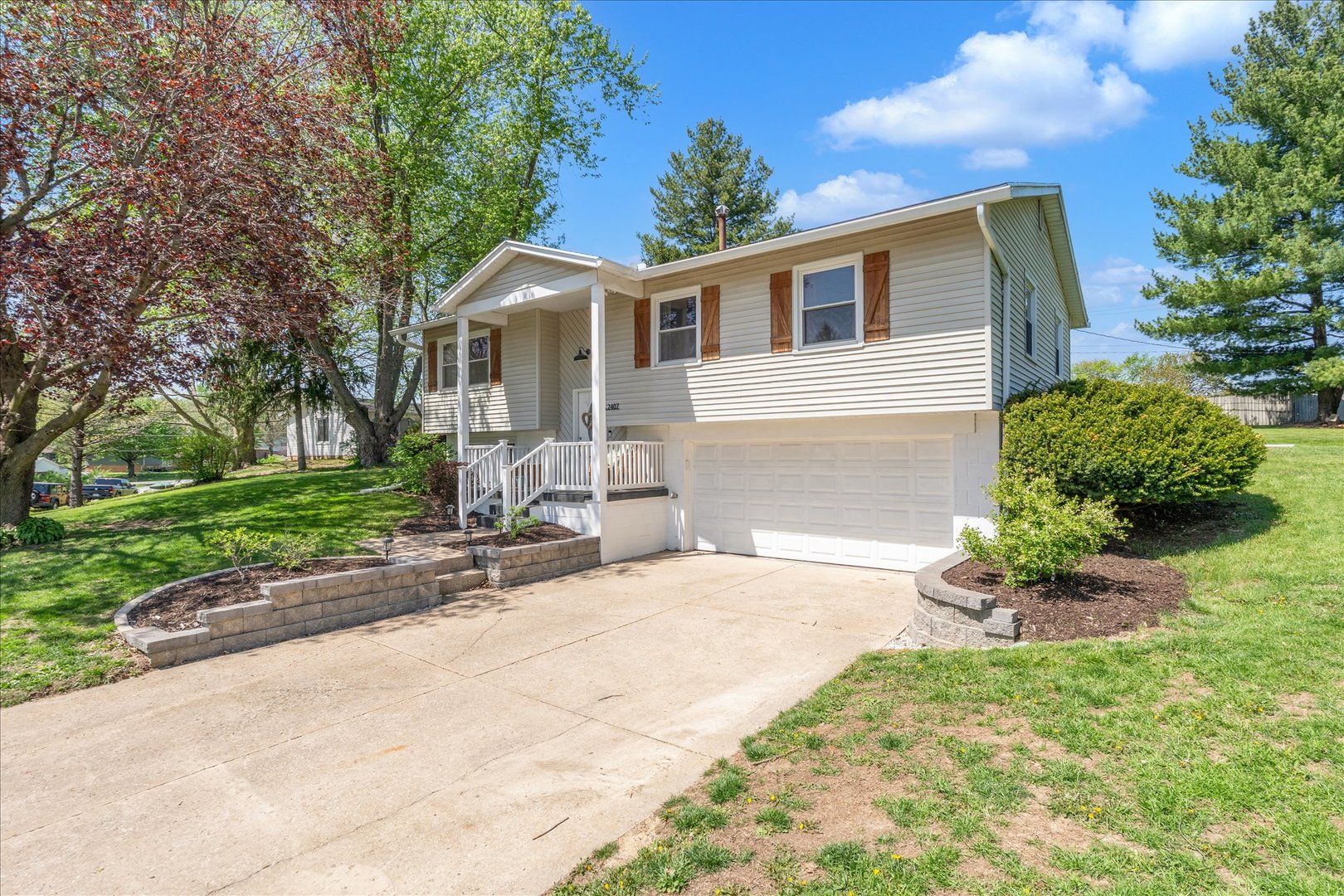 2407 117th Avenue Court W