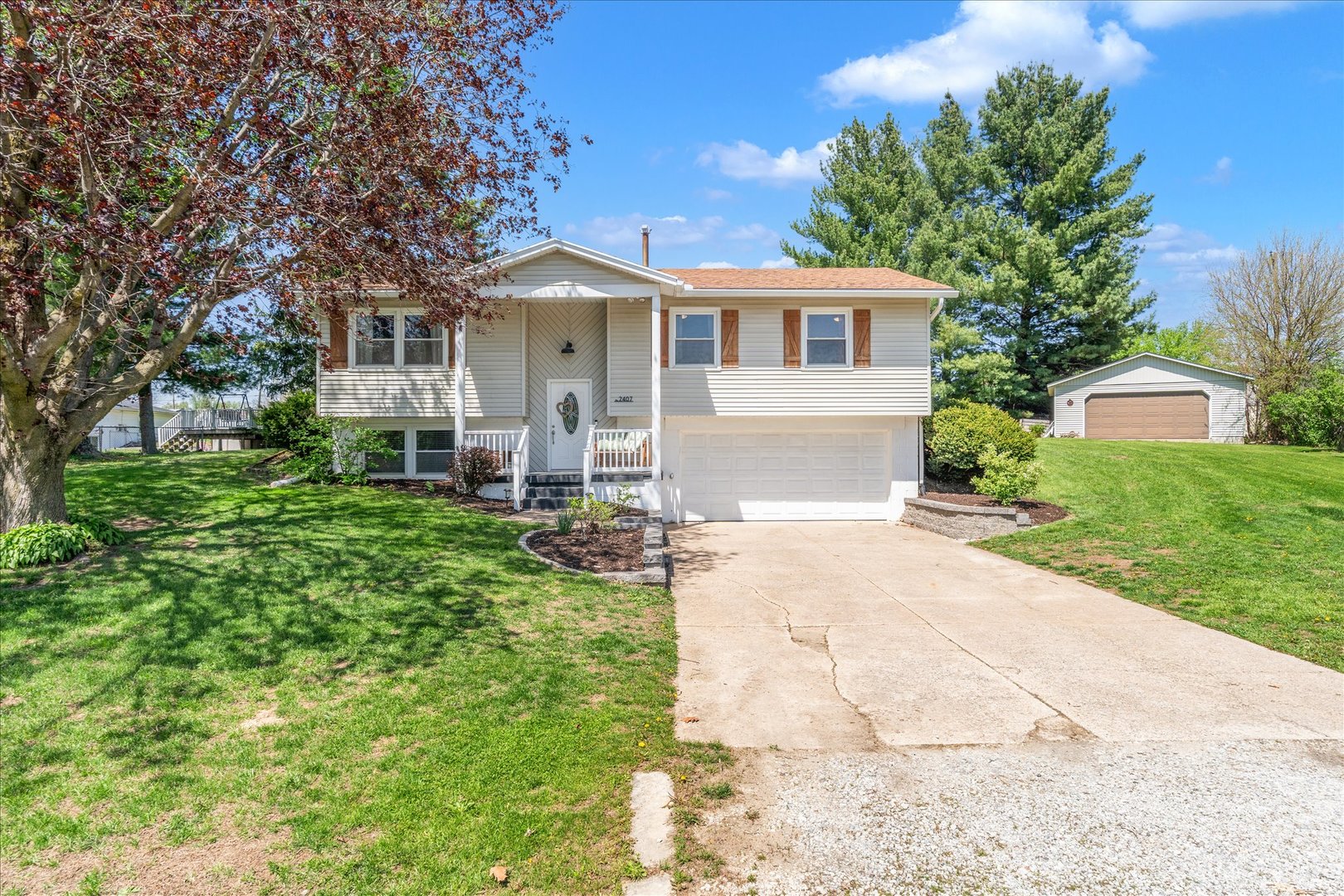 2407 117th Avenue Court W