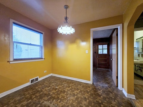 Tiny photo for 10320 S Claremont Avenue, Chicago, IL 60643 (MLS # 12686148)