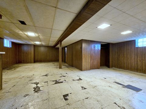 Tiny photo for 10320 S Claremont Avenue, Chicago, IL 60643 (MLS # 12686148)