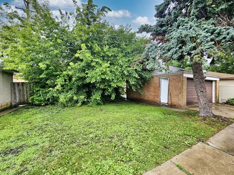 Tiny photo for 10320 S Claremont Avenue, Chicago, IL 60643 (MLS # 12686148)