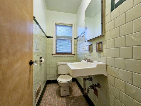 Tiny photo for 10320 S Claremont Avenue, Chicago, IL 60643 (MLS # 12686148)