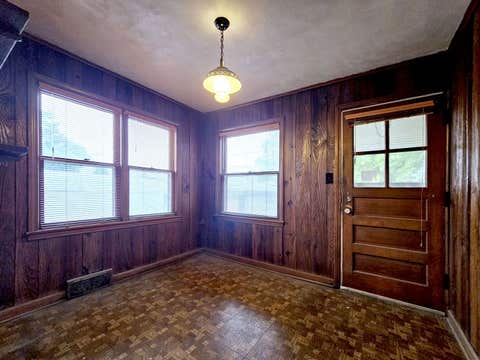 Tiny photo for 10320 S Claremont Avenue, Chicago, IL 60643 (MLS # 12686148)