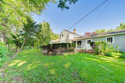 Tiny photo for Des Plaines, IL 60016 (MLS # 12708665)