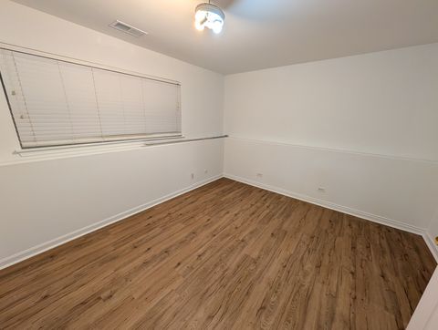 Tiny photo for 909 Mayfair Court, Elk Grove Village, IL 60007 (MLS # 12555336)