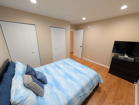 Tiny photo for 909 Mayfair Court, Elk Grove Village, IL 60007 (MLS # 12555336)