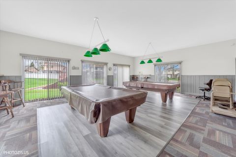 Tiny photo for 211 Edgewater Drive, Bloomingdale, IL 60108 (MLS # 12610564)