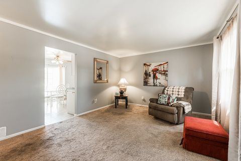 Tiny photo for 820 Shady Lane, Aurora, IL 60506 (MLS # 12486683)